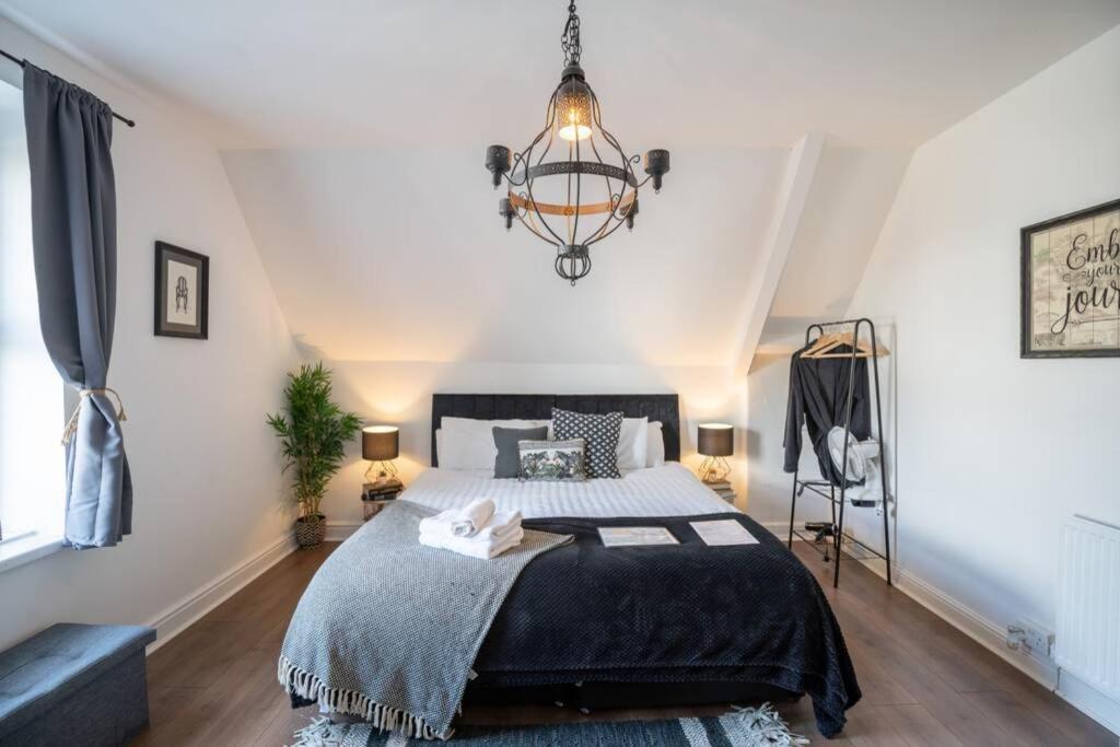 Phenix Central - Huge 3 Bed, Super Equipped Apartment. Кардифф Экстерьер фото